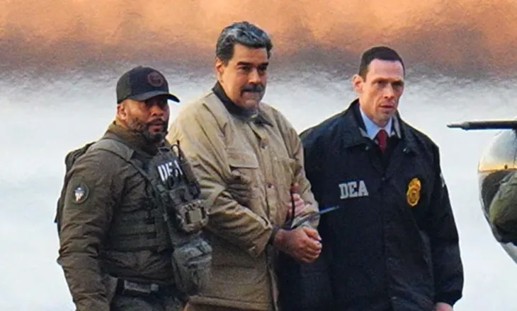 “Jam presidenti i Venezuelës”/ Realiteti i ri i Maduros: Nga pallati Miraflores, në një qeli 2 me 3 në Brooklyn