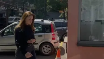 “Jam shtatzënë, kam komplikacione…”/ Ajola Xoxa kërkesë në GJKKO për heqjen e “detyrimit për paraqitje”