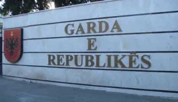 ‘Jo me garë’, PS ndryshon mendje: Drejtuesi i Gardës të emërohet nga Kryeministri