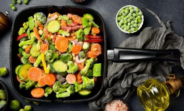 Jo vetëm qumështi! Zbuloni 10 ushqimet që përmbajnë kalcium për trupin tuaj