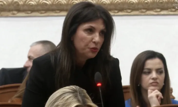 Jozefina Topalli sqaron votën kundër shkarkimit të Elisa Spiropalit