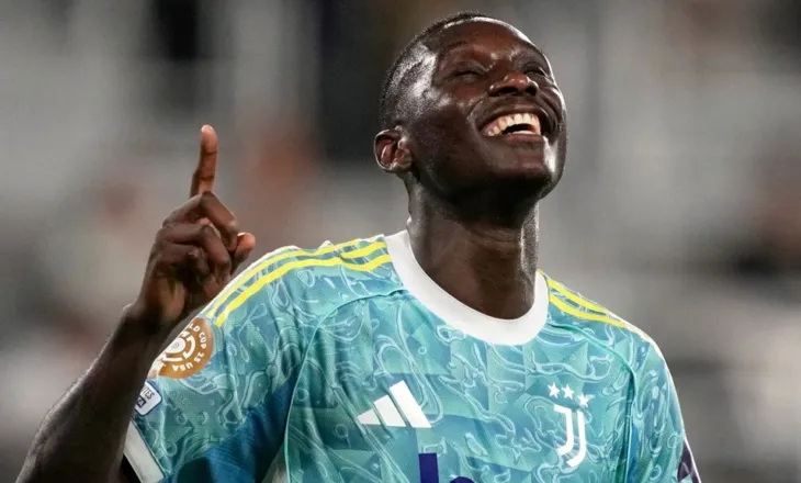 Juventus nuk heq dorë nga Kolo Muani, PSG i propozon shkëmbimin e bujshëm