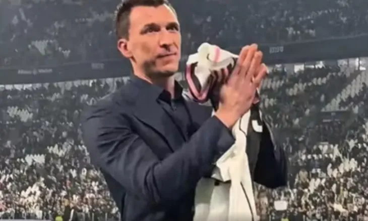 Juventus, shihni kush shfaqet, ovacione për Mario Mandzukic në kthimin e tij në Torino(VIDEO)