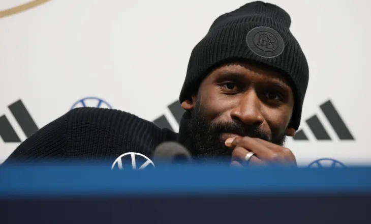 Juventus synon transferimin me koston zero të mbrojtësit të Real Madrid, trajneri Spalletti e ka stërvitur te Roma