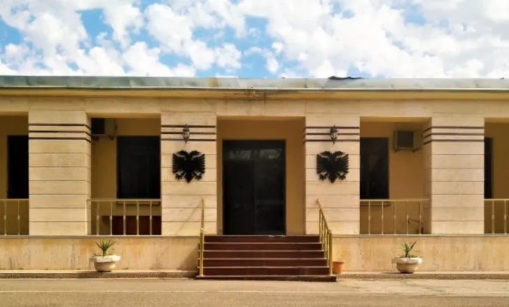 Kanabis në ndërtesën e drejtorit të burgut të Rrogozhinës, reagon Drejtoria e Burgjeve: Pezullohet nga detyra Bilal Hasa