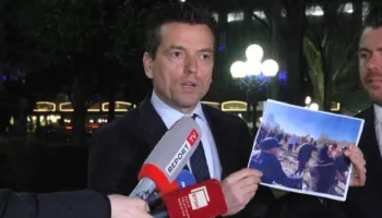 “Kanë blerë politikanë”/ Shehaj reagon pas përjashtimit nga seanca: Nuk donin të flisja për Rrjollin