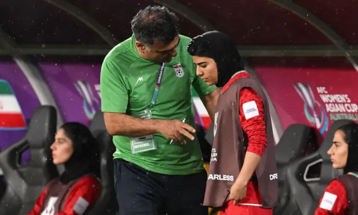 Kanë frikë për familjen? Edhe tre futbolliste iraniane do kthehen në Iran