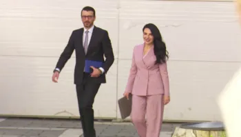 Karakaçi merr stafetën/ Nga infrastruktura te aeroportet, Balluku rendit arritjet: Enea nuk është njeriu im, e gjeta këtu