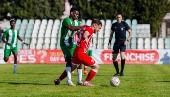 Kategoria e Parë: Hap fals i Skënderbeut në shtëpi, Laçi dhe Pogradeci bëjnë detyrën