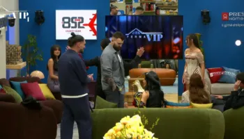 Këngëtari i njohur në sfidë me dy bukuroshet, kë zgjodhi Adion Pula