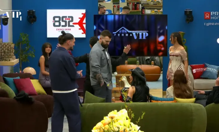 Këngëtari i njohur në sfidë me dy bukuroshet, kë zgjodhi Adion Pula