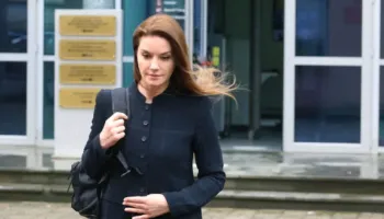 Kërkon të dalë jashtë shtetit, GJKKO heq masat e sigurisë për Ajola Xoxën