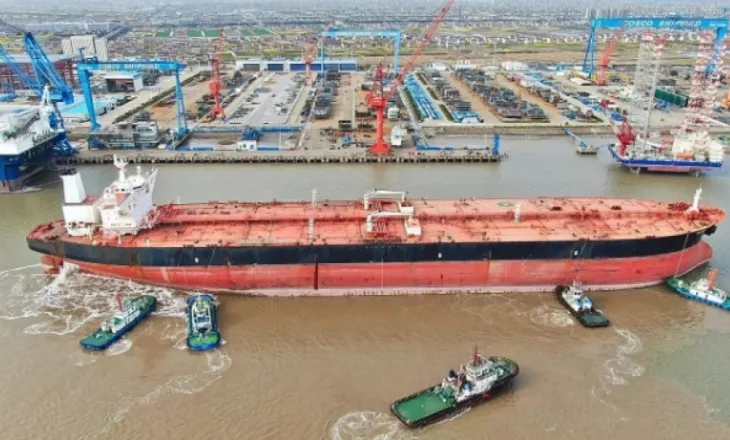 Kina ecën me kujdes në luftën me Iranin, ndërsa ajo balancon sigurinë energjetike dhe neutralitetin