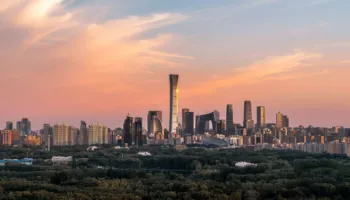 Kina synon hapjen e tregut dhe zgjerimin e importeve të produkteve