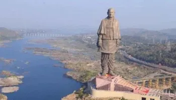 Kjo është statuja më e lartë në botë- ja ku gjendet