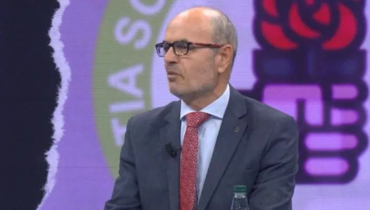 Koçi për përjashtimet e këshilltarëve demokratë të Durrësit: Këto veprime vetëm forcojnë mazhorancën, PD është në…