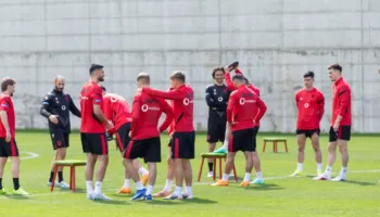 Kombëtarja mbyll përgatitjet ndaj Polonisë në vendin tonë, nesër do të udhëtojë drejt Varshavës. Ja programi