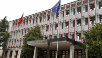 Konfliktet SHBA-Iran, Ministria e Jashtme paralajmëron qytetarët: Shmangni udhëtimet në Lindjen e Mesme