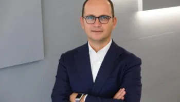 “Kontinenti po hyn në një ‘revolucion të heshtur”, Bushati paralajmëron: Europa përballet me…