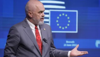 Kosova do të njohë dokumentet serbëve në veri, reagon Rama: Heqja e strukturave paralele e vështirë, BE të përshpejtojë anëtarësimin e Kosovës