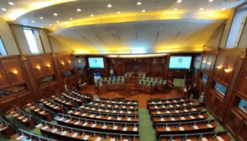 Kosova drejt një krize të re: Kuvendi nuk plotëson kuorumin për të zgjedhur presidentin