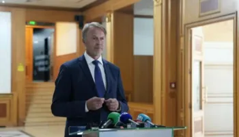 Kreu i Zyrës së Bashkimit Evropian në Kosovë: Arsimi dhe shëndetësia serbe duhet të zgjidhen përmes dialogut