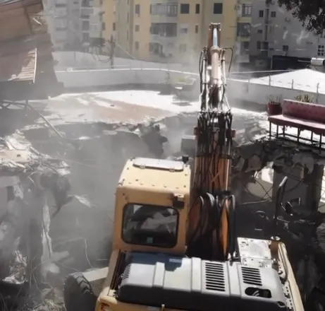 Kryeministri: Askush të mos mendojë se mund të ndërtojë pa leje