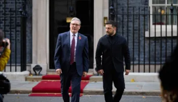 Kryeministri britanik takohet sot me Zelenskyn, edhe shefi i NATO-s në Londër