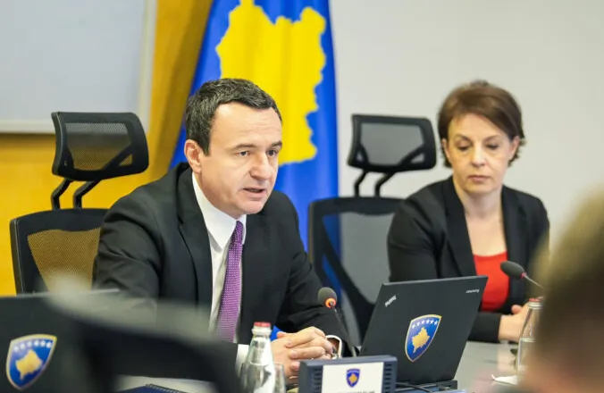 Kryeministri Kurti mbledh kabinetin qeveritar, ja planet konkrete gjatë mandatit: Brenda 2 ditëve…