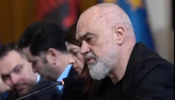 Kryeministri Rama zgjohet me videokartolinën e mbledhjes mujore të qeverisë.