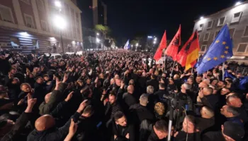 ‘Kryengritja paqësore s’ndalet deri në triumfin e plotë’, Berisha: Garantoj shqiptarët për largimin e Ramaduros!