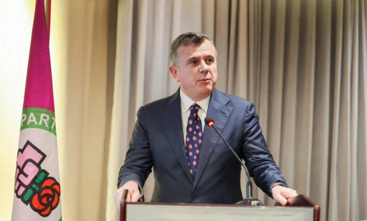 Kryetari i grupit parlamentar të Partisë Socialiste në 20-vjetorin e strukturave të PS në Athinë