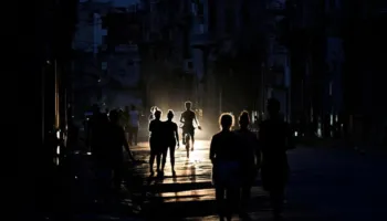 Kuba në errësirë totale! Si po e përdor SHBA krizën energjitike në vend