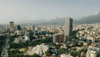 Kulla plot, por Shqipëria e dyta në Europë për strehim të pasigurt, 12.7% e popullsisë në vështirësi