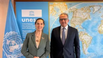 Kumbaro takim me Drejtorin e Përgjithshëm të UNESCO-s: Bashkëpunim për rishikimin e ligjit të arsimit të lartë dhe…