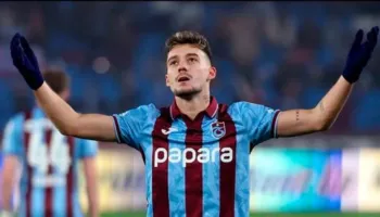 Kuqezinjtë në Turqi, për Muçin ngrenë zërin edhe tifozët e Trabzonsporit