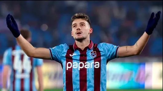 Kuqezinjtë në Turqi, për Muçin ngrenë zërin edhe tifozët e Trabzonsporit