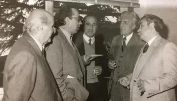 Kur Dritëro Agolli i rrëfehej Ali Podrimjes për raportin me Ismail Kadarenë