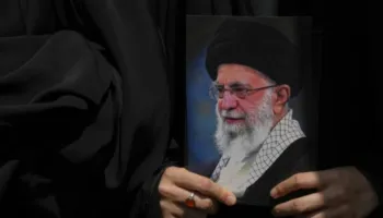 Kurthi që përdori Izraeli për të vrarë Khamenein dhe 40 zyrtarë të lartë