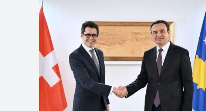 Kurti takim me ambasadorin Sprecher: Zvicra një nga partnerët më të çmuar të Kosovës!