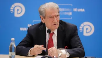 “Kush të tha ty që jo?”, Berisha konfirmon kandidaturën për kreun e PD-së