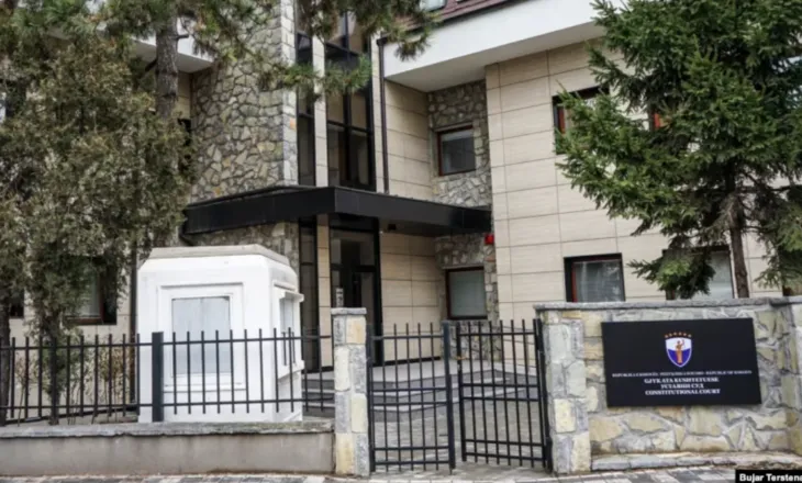 Kushtetuesja vendos masë të përkohshme ndaj dekretit të Osmanit për shpërndarjen e Kuvendit