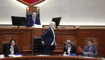 Kuvendi diskuton kërkesën e SPAK! Balluku, Spiropali e Xhafaj mungojnë në seancë, largohet edhe kryeministri Rama