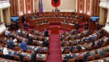 Kuvendi mbyll aplikimet për Komisionerin e ri për Mbrojtjen nga Diskriminimi, zbardhet lista e kandidatëve