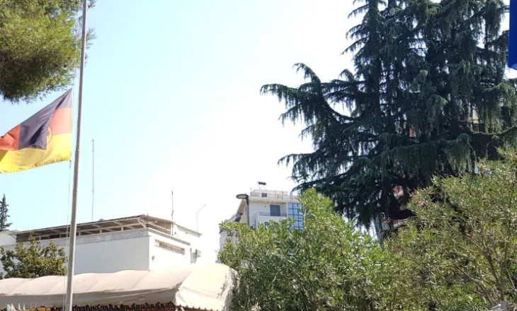 Kuvendi nuk i hoqi imunitetin Ballukut reagon Ambasada Gjermane