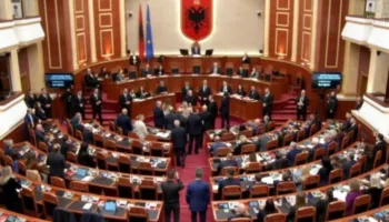 Kuvendi rrëzon kërkesën e SPAK, deputetes Belinda Balluku nuk i hiqet imuniteti