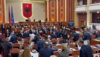 Kuvendi rrëzon me 82 vota kundër kërkesën e SPAK për të arrestuar Ballukun