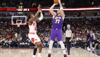 Lakers dalin nga kriza, Oklahoma triumfon ndaj Dallas, fitore për Chicago, Boston dhe Clippers