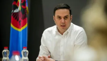 LDK ‘fajëson’ Vetëvendosjen për çështjen e presidentit, Abdixhiku: Procesi është kompromentuar