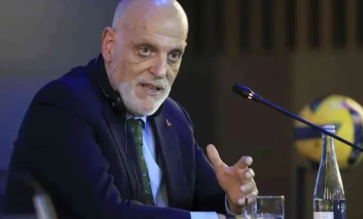 “Liga dha dritën jeshile për transferimin e Messit te Barcelona”/ Tebas hedh poshtë pretendimet e Xavit: Nuk e miratuam kurrë